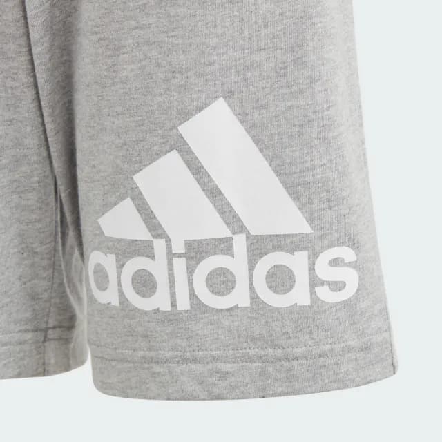 【adidas 愛迪達】運動短褲 童裝 HY4720