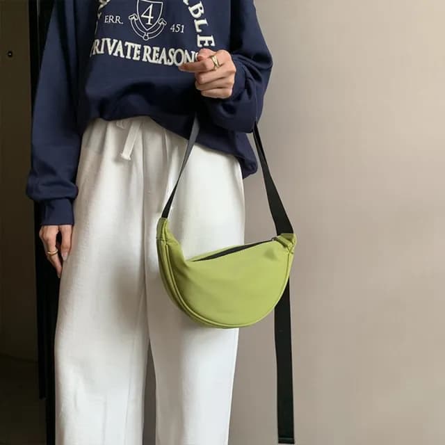 【KT DADA】情人節禮物 斜背包 肩背包 尼龍包 斜肩包 水餃包 單肩包 胸口包 包包 胸包 休閒小包 日系包包
