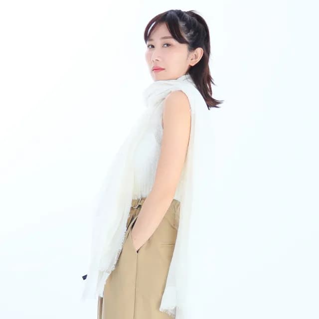 【BANNIES】純羊毛圍巾｜雲紋白(圍巾 披肩 羊毛 格紋)