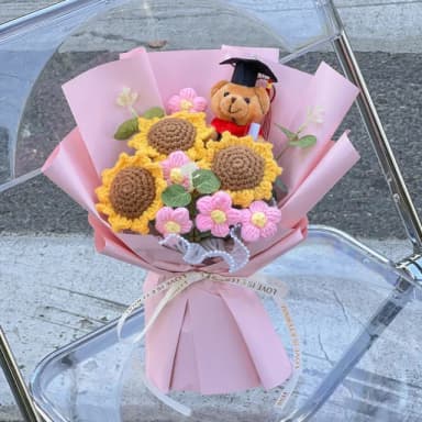 【天使愛美麗】針織花束  畢業熊花束 小熊花束 向日葵 太陽花(畢業 教師節禮物)