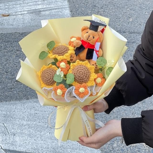 【天使愛美麗】針織花束  畢業熊花束 小熊花束 向日葵 太陽花(畢業 教師節禮物)