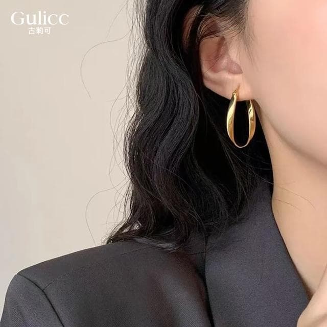 【Golicc 古里雅】耳環 莫比烏斯 簡約素圈耳扣(母親節 生日 情人節 飾品 耳釘 耳飾 耳墜 禮物)