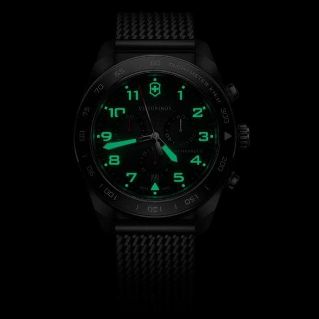 【VICTORINOX 瑞士維氏】Swiss Army 啞光 浮雕數字 計時碼錶 男錶 送禮 禮物推薦(VISA-242048)