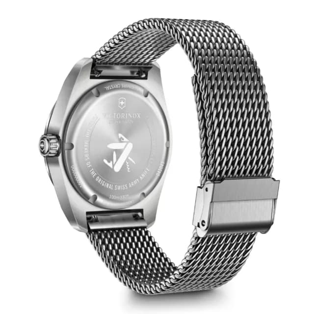 【VICTORINOX 瑞士維氏】Swiss Army 啞光 浮雕數字 石英錶 男錶 送禮 禮物推薦(VISA-242042)