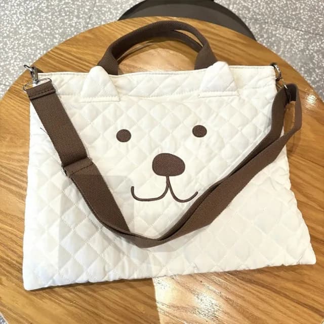 【KT DADA】情人節禮物 七夕 多功能 大容量包包 刺繡 媽媽包 外出包 小熊包 單肩包 包包 手提包 肩包 斜背 