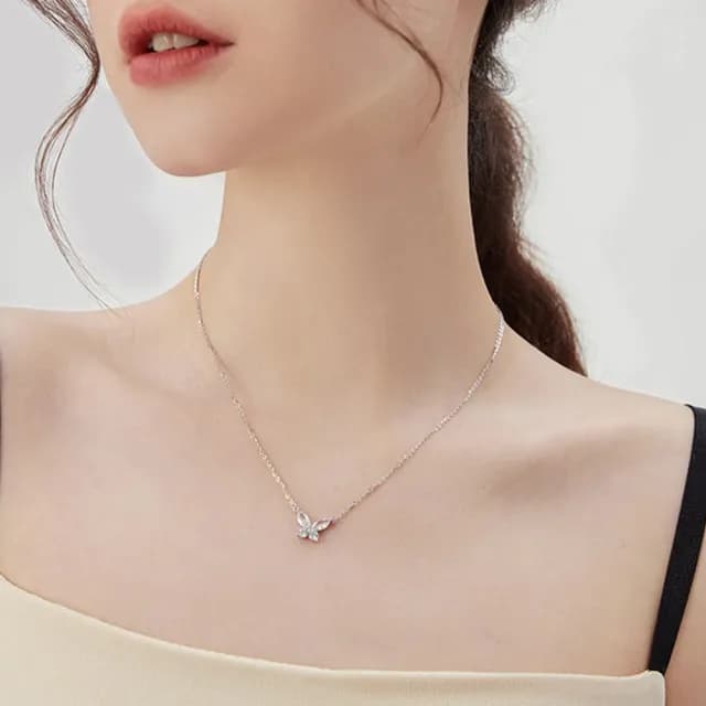 【LEEHER】女生/項鍊/蝴蝶項鍊/鋯石項鍊/飾品/銀飾/鎖骨鏈/s925純銀/蝴蝶吊墜/吊墜項鍊/韓版項