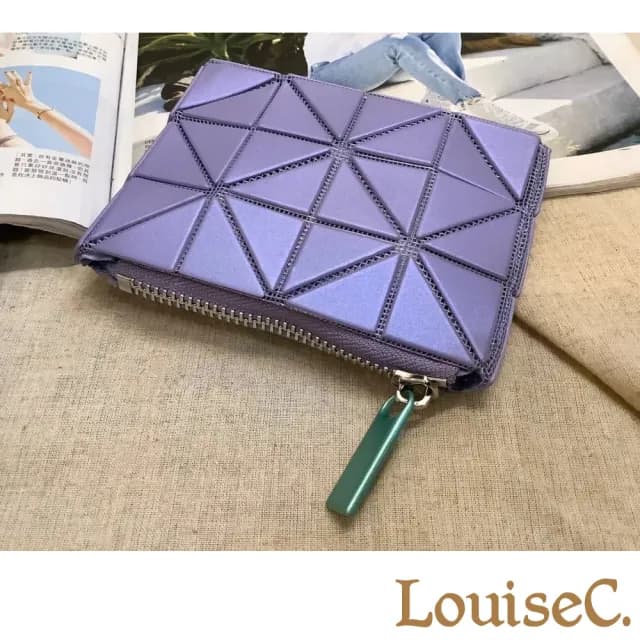 【LouiseC.】Tree House 三宅三角格紋鍊條立體零錢包-5色(YS23761)
