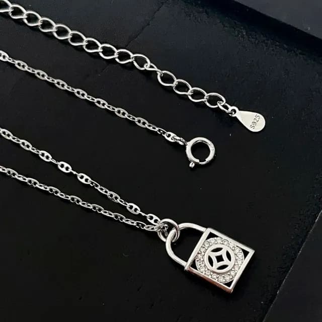 【MoonDy】飾品 項鍊 純銀項鍊 女生項鍊 鎖骨鏈 項鍊女 輕奢 百搭 高級感 銀飾 銀項鍊 氣質項鍊