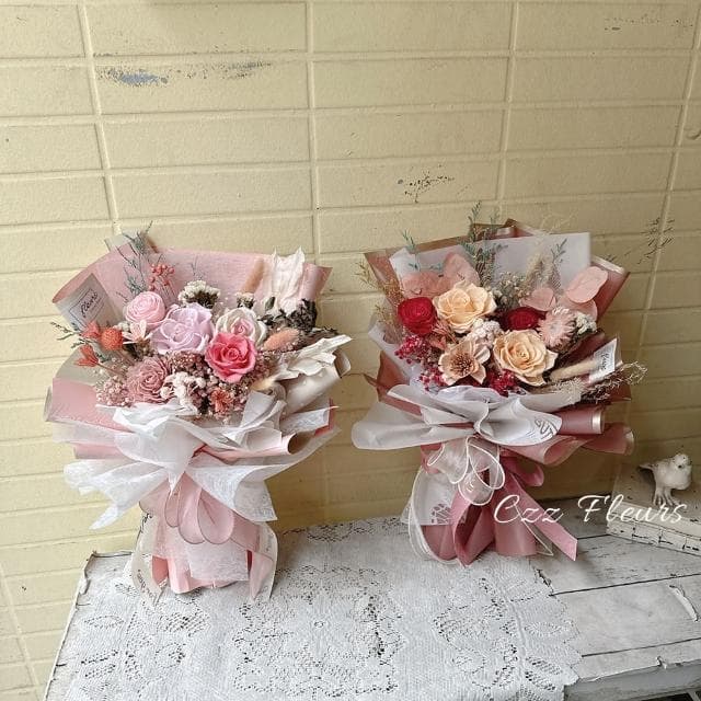 【喜滋滋】輕甜莓果永生花花束(情人節花束/生日禮物/告白花束/週年紀念/畢業花束/520)