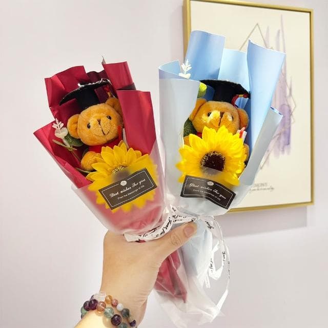 【塔克百貨】畢業花束 畢業熊花束 向日葵花束 博士熊 畢業禮物 畢業典禮 畢業季 玩偶花束 公仔花束