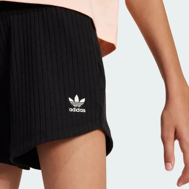 【adidas 愛迪達】運動短褲 童裝 - Originals JC8433
