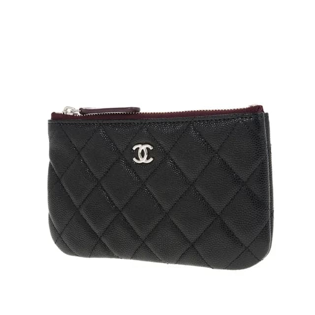 【CHANEL 香奈兒】經典雙C LOGO菱格荔枝紋牛皮銀釦拉鍊零錢包(黑色)