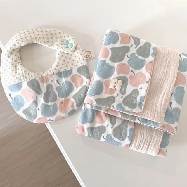 【Lianne baby】平安豐盛手工嬰兒皺紗四季薄被圍兜 嬰兒禮物(彌月禮盒 嬰兒禮物 週歲禮)