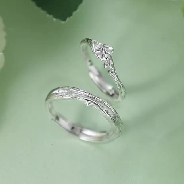 【KT DADA】求婚戒指 情人節禮物 指環 交叉戒指 銀戒 戒指 飾品 情侶戒指 對戒 飾品男 桔梗花 可調節