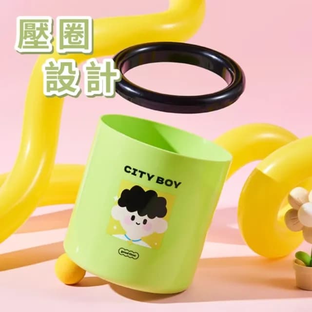 【兒童好物】男孩款桌面加厚垃圾桶(清潔 居家 擺飾 辦公室 桌面收納桶 小垃圾桶 交換禮物 刷具桶 學生)