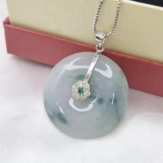 【新鵝娘翡翠】天然A貨翡翠 緬甸玉 冰潤飄花平安扣 吊墜玉墜 A4093009B2(翡翠冰潤飄花平安扣)