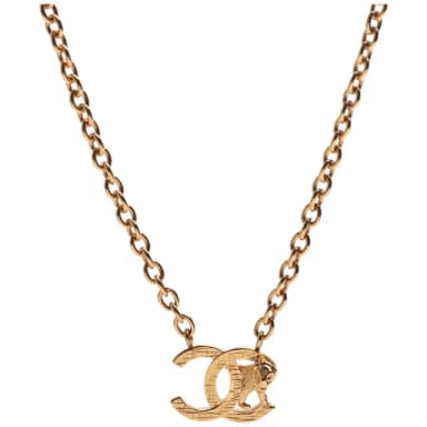 【CHANEL 香奈兒】經典雙C LOGO金色立體獅子造型墜飾項鍊(金色AB8773-OR)