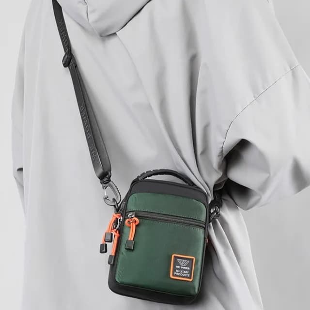 【LEESA】情人節禮物 休閒小包\尼龍小包\斜背包\運動小包\手提包\多功能小包\小掛包\包包\腰包\穿腰帶包\防