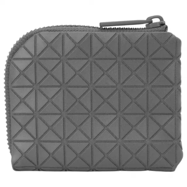 【ISSEY MIYAKE 三宅一生】BAOBAO幾何方格L型 拉鍊零錢包(霧泥灰)