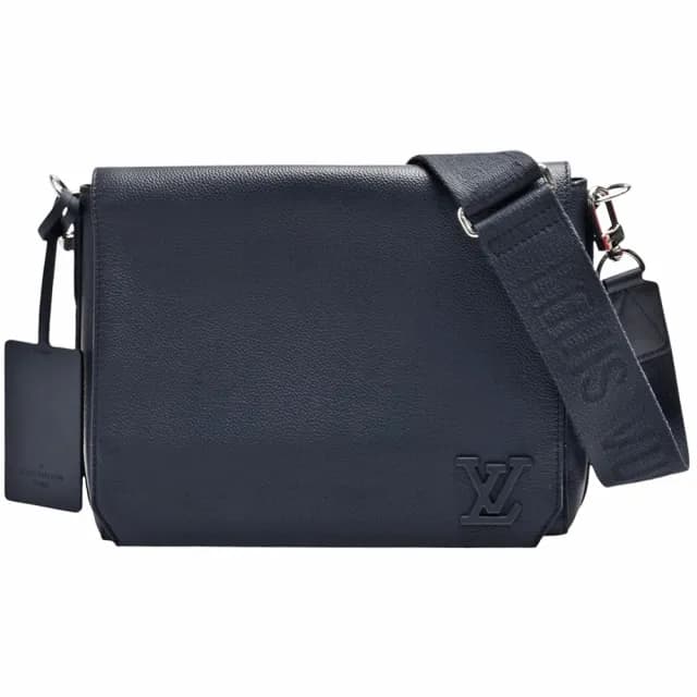 【Louis Vuitton 路易威登】M21363 Takeoff系列粒面小牛皮翻蓋斜背郵差包(藍色)