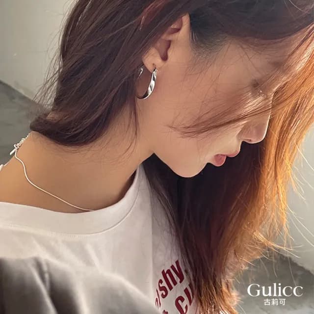 【Golicc】耳環 莫比烏斯 簡約素圈耳扣(七夕 情人節 生日 飾品 耳釘 耳飾 耳墜 禮物)