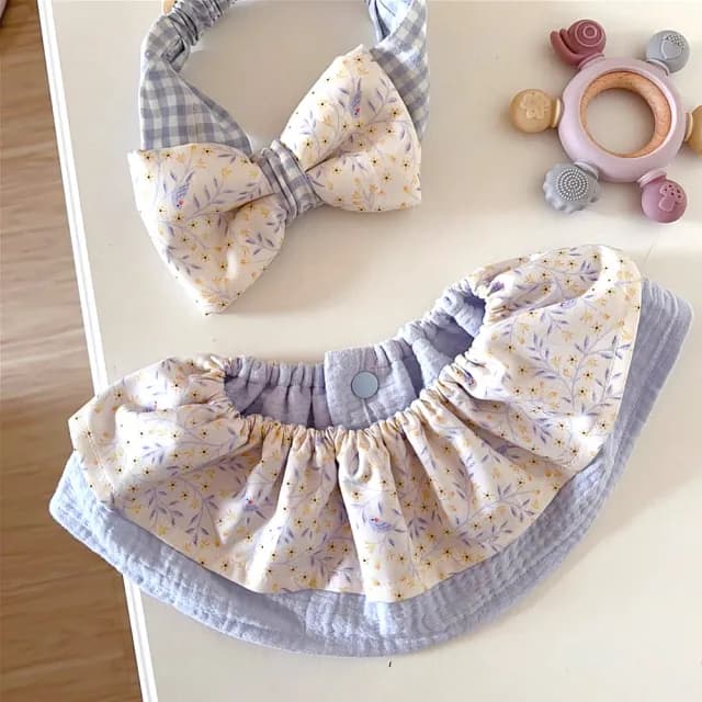 【Lianne baby】女嬰禮盒 台灣製韓國布藍晴花語髮帶圍兜彌月禮盒(週歲禮 滿月禮 收涎禮 嬰兒禮物)