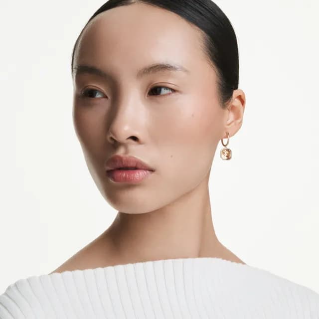 【SWAROVSKI 施華洛世奇】Millenia 水滴形耳環 方形切割 焦糖色 鍍金色