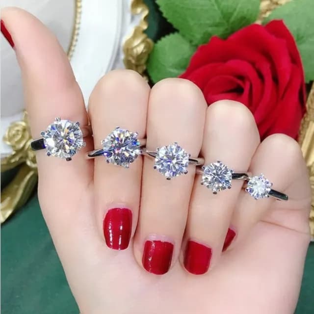 【時尚巴黎】現貨+預購 頂級莫桑鑽石戒指925純銀戒指婚戒女鑽戒子求婚戒情人節禮物(10克拉經典六爪74lp31)
