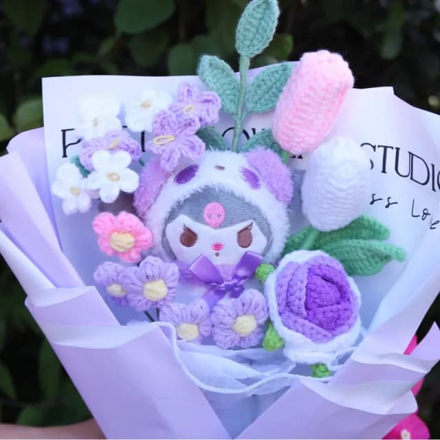 【天使愛美麗】卡通玩偶花束 創意可愛毛絨娃娃花束(畢業花束 公仔花束七夕生日 情人節 母親節禮物)