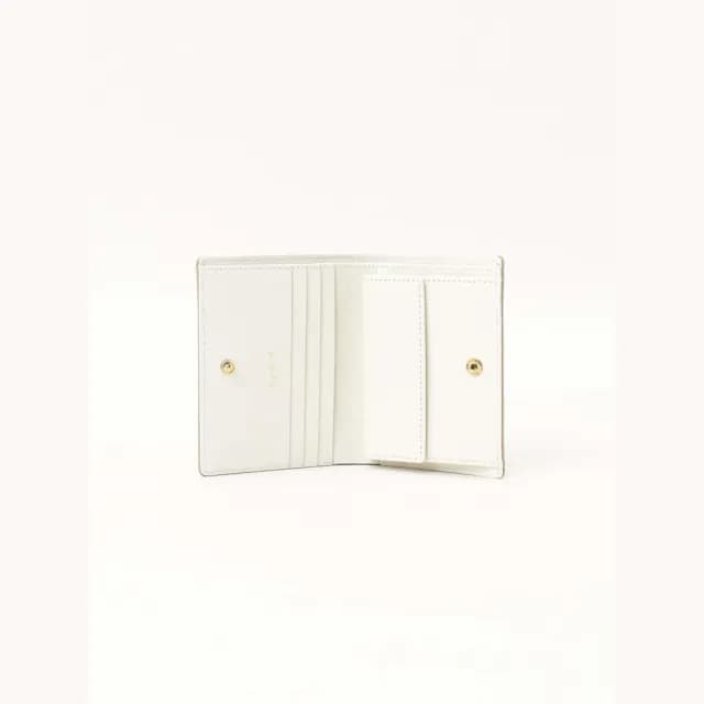 【agnes b.】Voyage經典款防刮皮革b logo兩折短夾(米色)