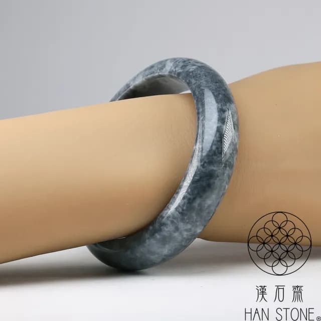 【漢石齋】情人節禮物 天然翡翠A貨 手鐲玉鐲 烏雞種(版寬12mm以上隨機出)