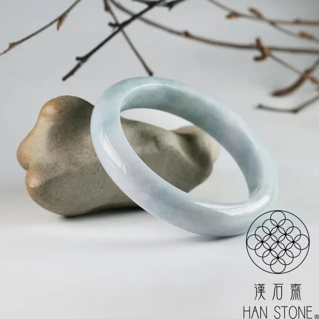 【漢石齋】情人節禮物 天然翡翠A貨 手鐲玉鐲 春帶彩種 福 利 品(手圍18.5/版寬13.2mm)