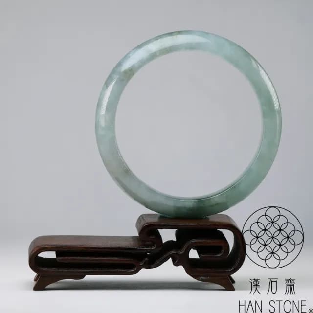 【漢石齋】情人節禮物 天然翡翠A貨 手鐲玉鐲 飄花種帶黃翡 福 利 品(手圍17.8/版寬13mm)