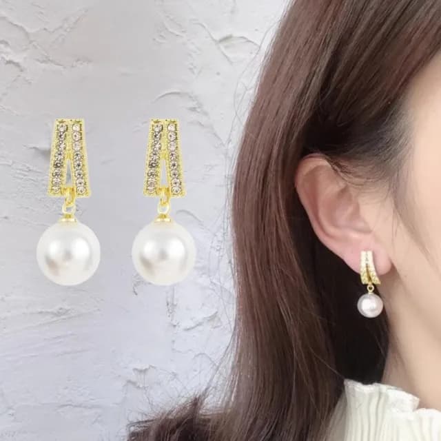 【變身女王】韓系炫麗交織鋯石微鑲珍珠耳環(耳針 耳釘 耳飾 耳墜 婚禮 伴娘 金色)