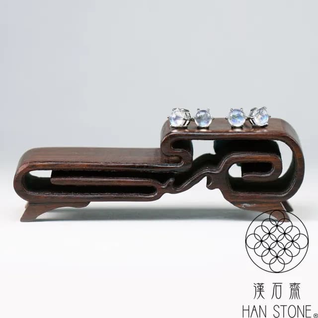 【漢石齋】情人節禮物 天然藍暈月光石耳環(4.5*4.5mm*2pcs/針式)