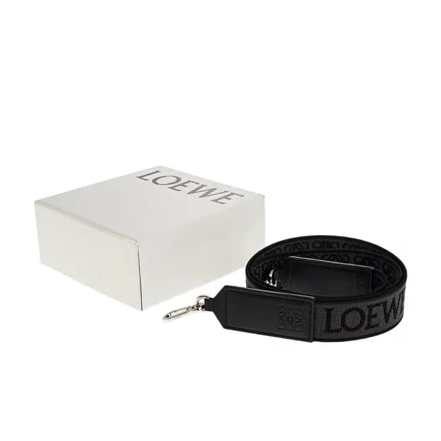 【LOEWE 羅威】經典Anagram 緹花織布小牛皮LOEWE圖案手袋肩背帶(黑色)