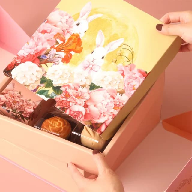 【金格食品】中秋限定醇月禮盒B款2入組(桃山月餅/山茶花菠蘿蛋黃酥/微笑年輪脆餅)