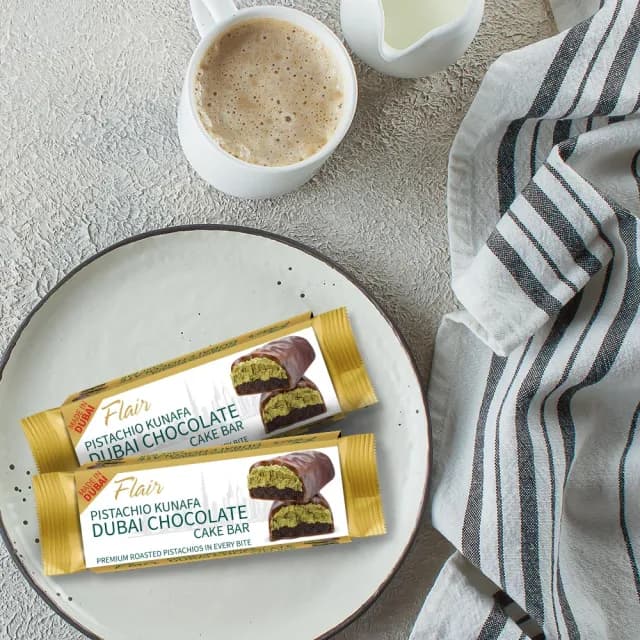 【Flair】杜拜巧克力蛋糕 開心果 40g(蛋糕 甜點 原裝進口 杜拜巧克力)