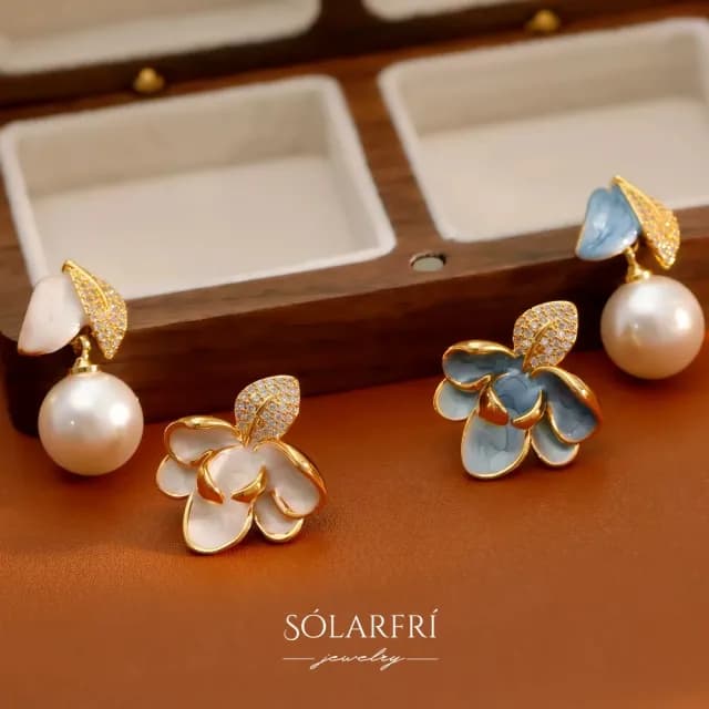 【SOLARFRi】耳針式耳環｜輕奢彩釉鍍K金色不對稱親膚低敏耳環 附品牌禮盒(閨蜜情人女友母親老婆生日禮物)