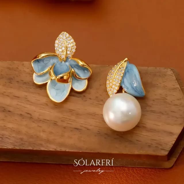 【SOLARFRi】耳針式耳環｜輕奢彩釉鍍K金色不對稱親膚低敏耳環 附品牌禮盒(閨蜜情人女友母親老婆生日禮物)