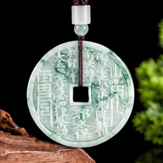 【Penny珮妮】A貨翡翠飄花山鬼花錢項鍊吊墜(母親節 父親節 送男友 情人節 生日 交換禮物 尾牙 新年 送禮)