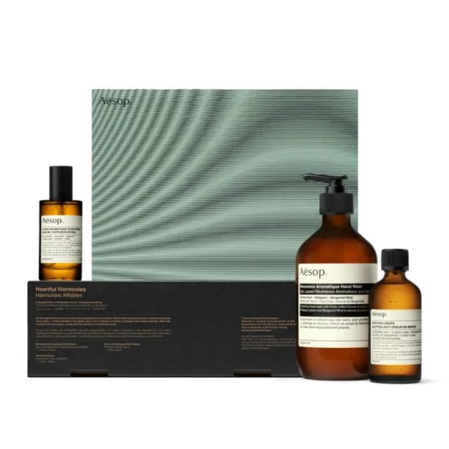 即期品【Aesop】即期品 心旋和聲禮盒組 手部清潔露500ml+廁後點滴100ml+伊斯特洛斯芳香室內噴霧50ml(國際航