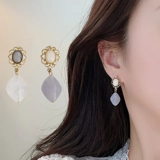 【巴洛克】S925銀針不對稱法式復古寶石耳環(耳針 耳釘 耳飾 穿搭配件 飾品 復古 洋裝)
