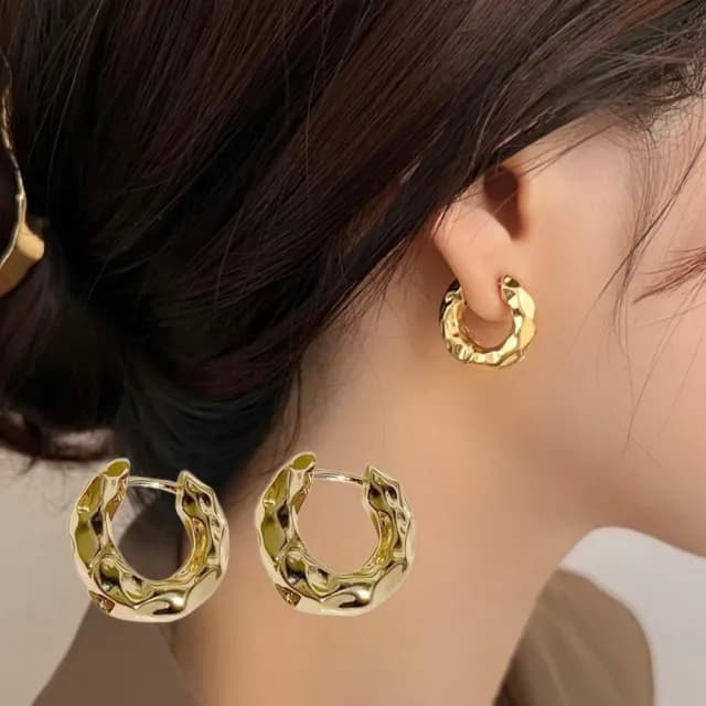 【質感升級】歐美金屬高級感紋理圓形耳環(小臉 大圈圈耳環 耳針 耳釘)