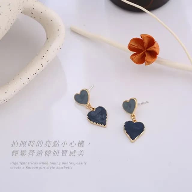 【小藍心】韓范ins風藍雙愛心耳環(耳針 耳釘 耳飾 穿搭配件 飾品 復古 洋裝)