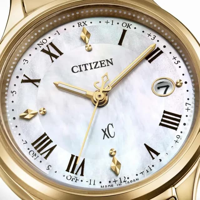 【CITIZEN 星辰】xC系列 限量 琥珀金 鈦金屬 光動能電波腕錶 七夕 情人節 送禮 推薦(ES9492-57D)