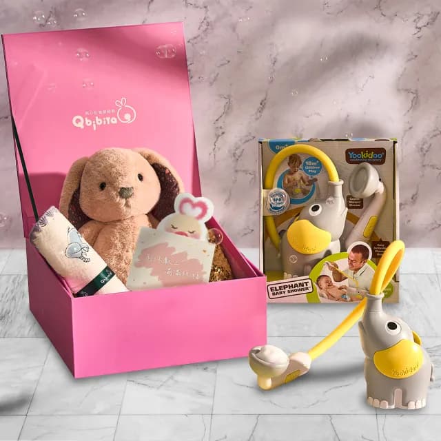 【Qbibiya】豪華禮盒-歡樂洗澡趣-小象蓮蓬頭+美國B.Toy安撫娃娃+十層紗萬用巾(滿月禮盒彌月禮盒新生兒禮物)
