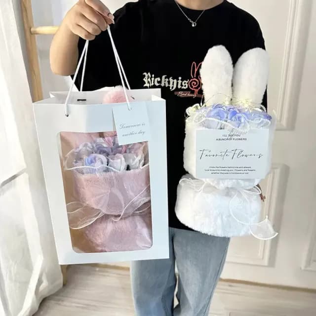 【YING SHUO】韓式兔耳小香風永生不凋花束(玫瑰香皂花束 情人節禮物 告白 求婚 紀念日 畢業 儀式感必備)