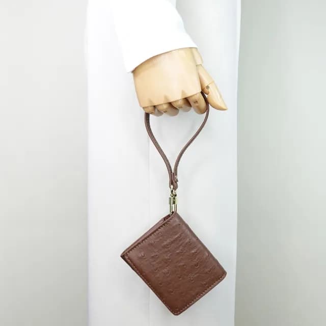 【M2ND】雙11 漪潔鴕鳥皮短夾零錢包(咖啡-T71A)