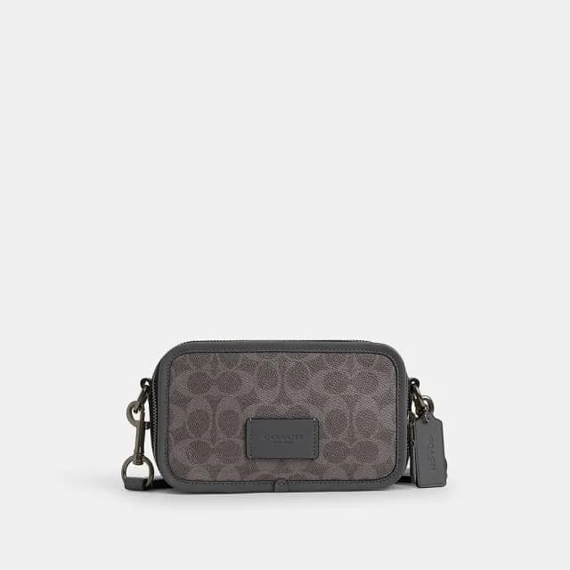 【COACH】蔻馳官方直營 經典 SIGNATURE WYATT斜背手袋_QB/Grey/Charcoal(CW365)